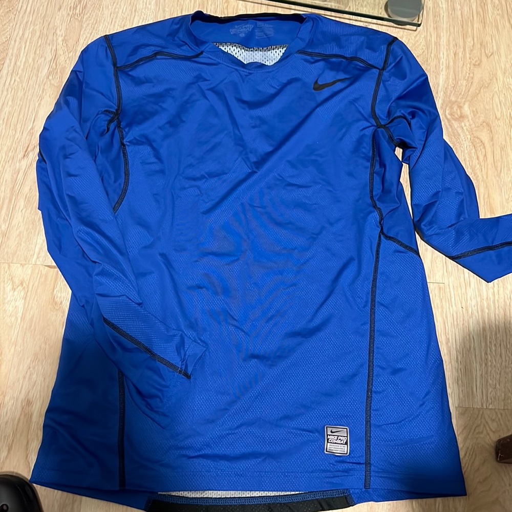Nike pro combat